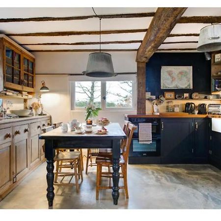 The Dairy, One Bedroom Cottage In A 15Th Century Farmhouse Parham Esterno foto
