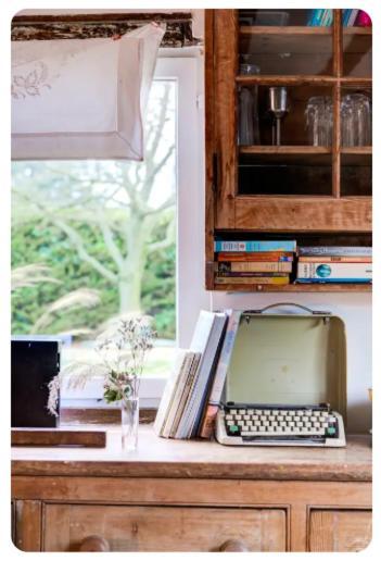 The Dairy, One Bedroom Cottage In A 15Th Century Farmhouse Parham Esterno foto