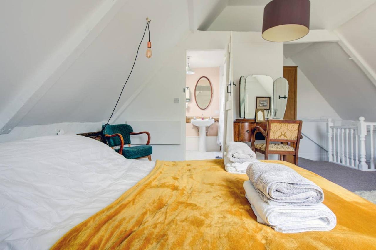 The Dairy, One Bedroom Cottage In A 15Th Century Farmhouse Parham Esterno foto